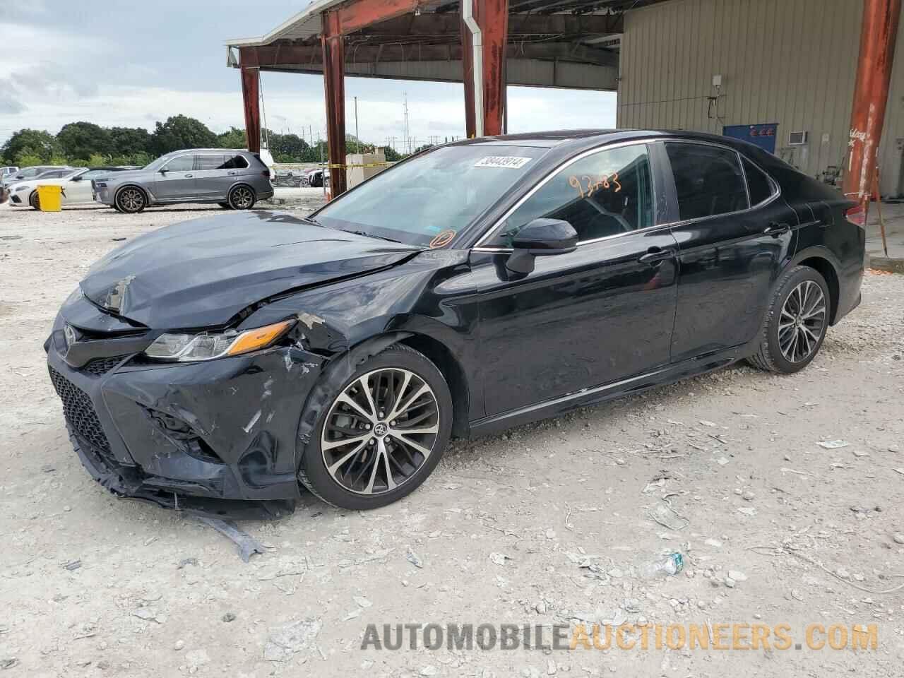 4T1B11HK3JU528347 TOYOTA CAMRY 2018