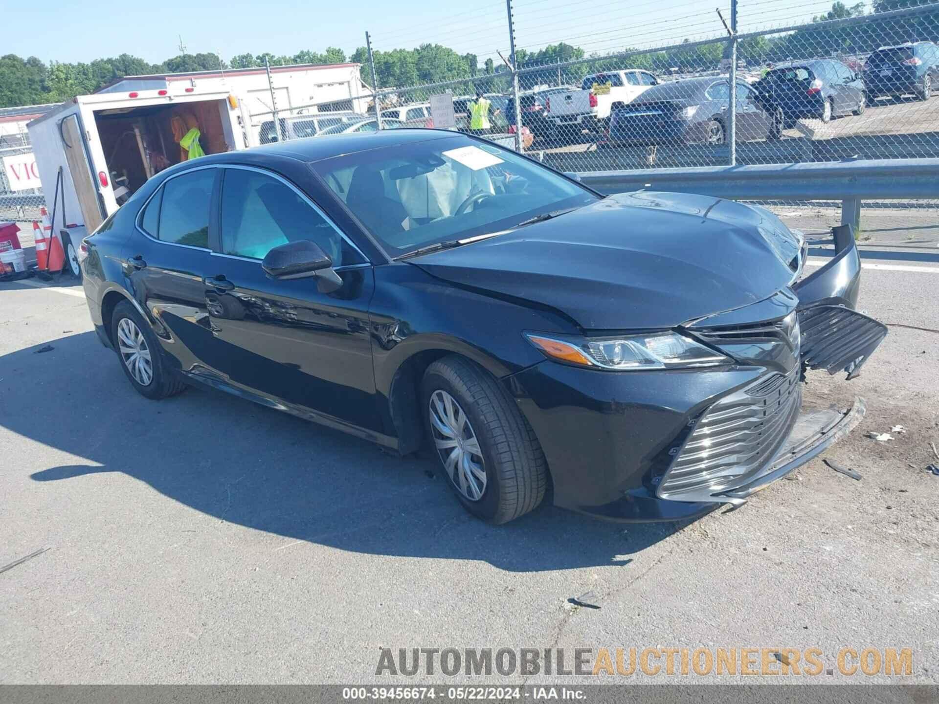 4T1B11HK3JU530969 TOYOTA CAMRY 2018