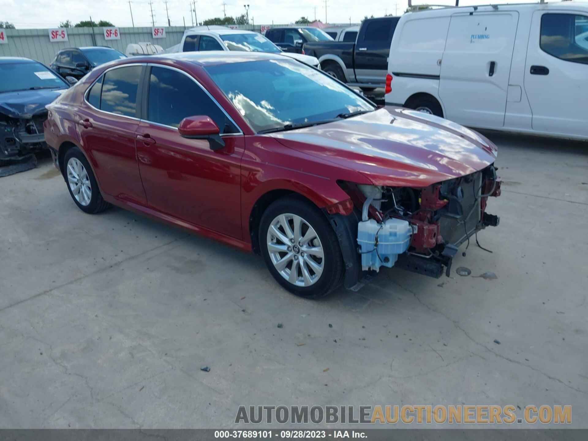 4T1B11HK3JU534911 TOYOTA CAMRY 2018