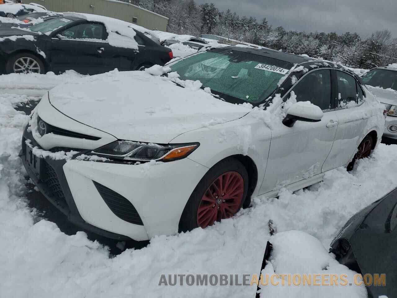 4T1B11HK3JU539641 TOYOTA CAMRY 2018