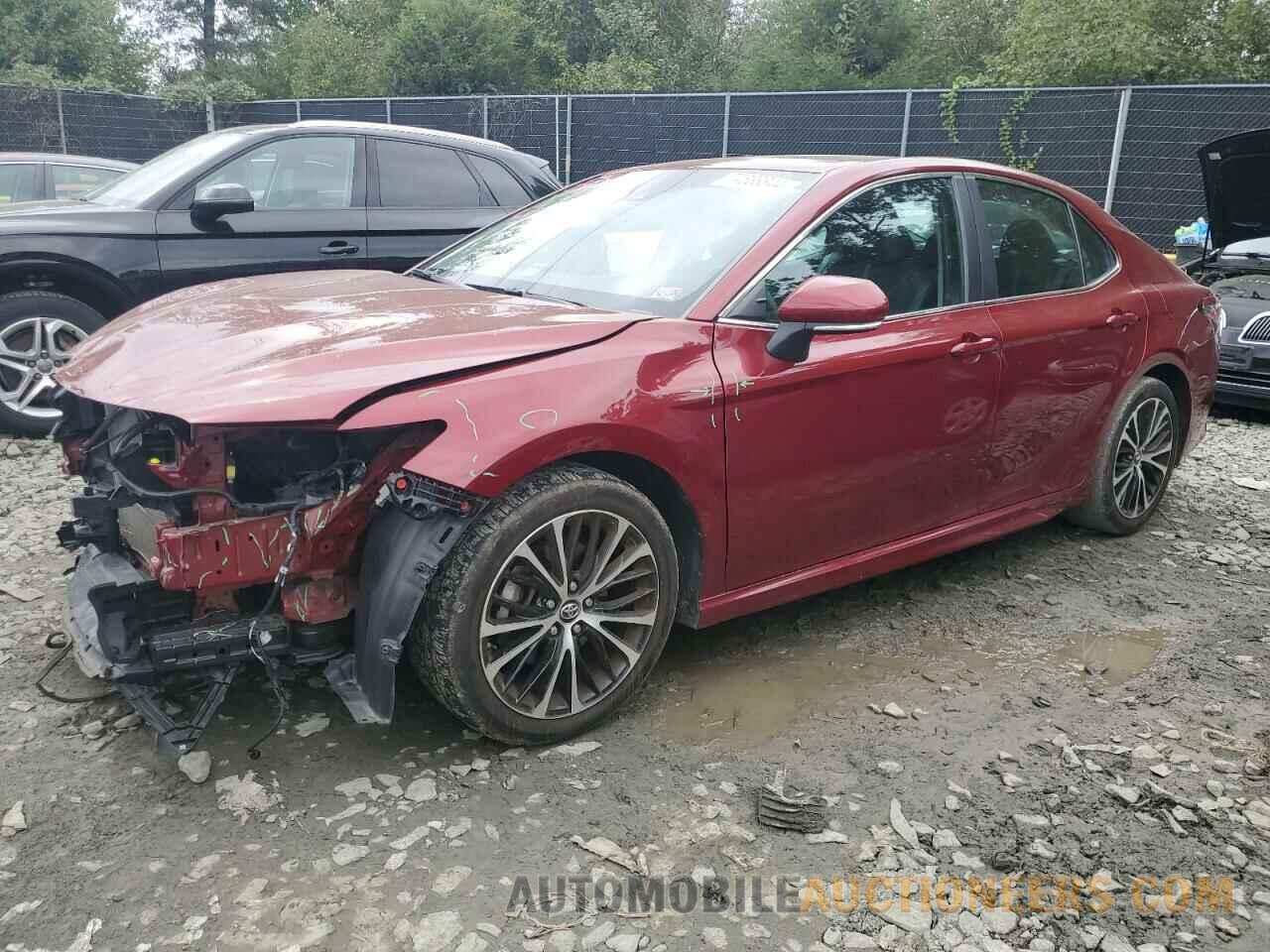 4T1B11HK3JU541616 TOYOTA CAMRY 2018