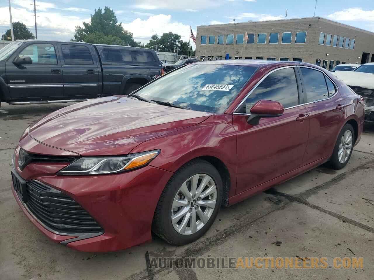 4T1B11HK3JU541938 TOYOTA CAMRY 2018