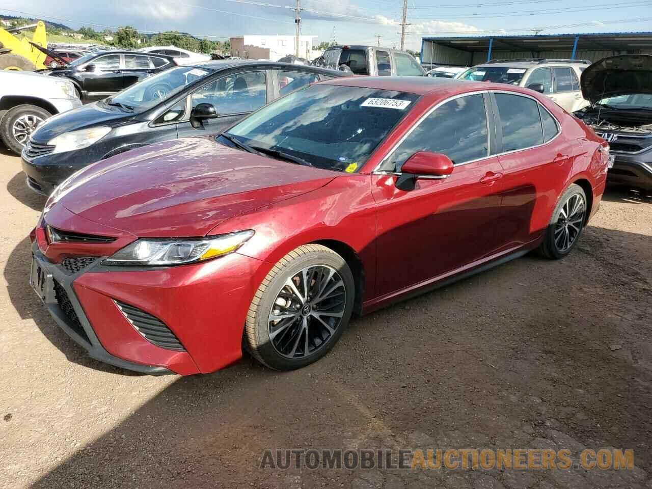 4T1B11HK3JU548503 TOYOTA CAMRY 2018