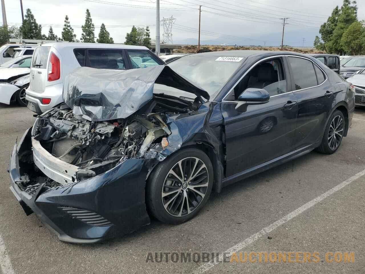 4T1B11HK3JU555046 TOYOTA CAMRY 2018