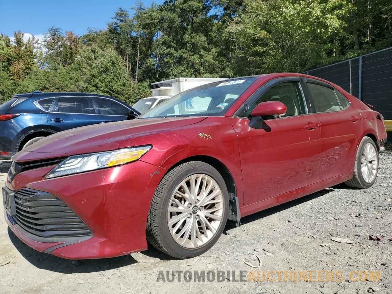 4T1B11HK3JU556035 TOYOTA CAMRY 2018