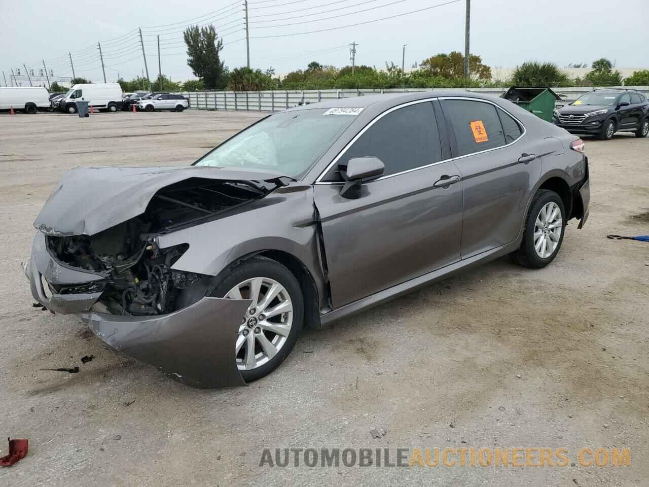 4T1B11HK3JU556259 TOYOTA CAMRY 2018