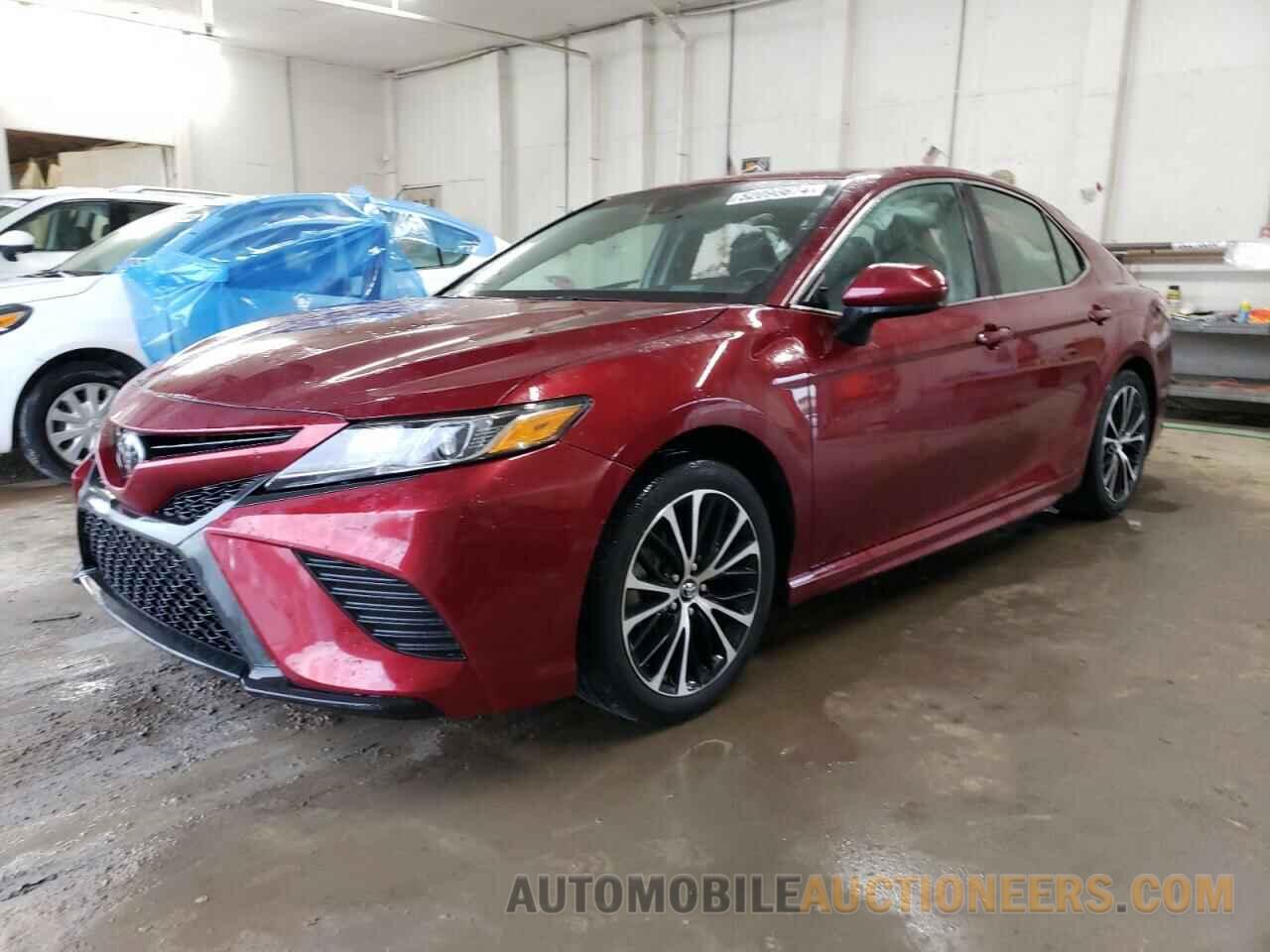 4T1B11HK3JU559338 TOYOTA CAMRY 2018