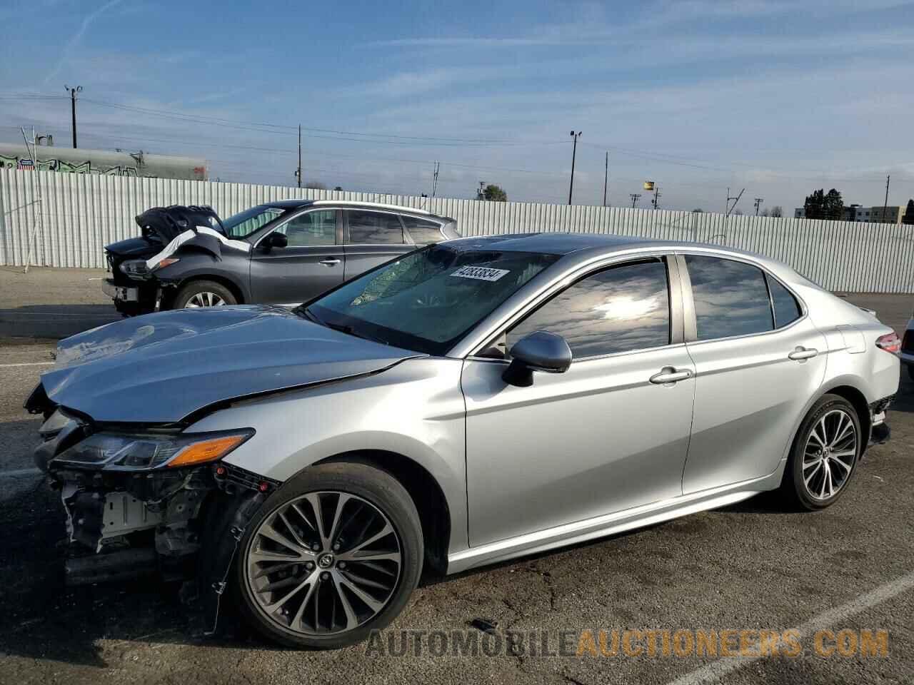 4T1B11HK3JU559601 TOYOTA CAMRY 2018