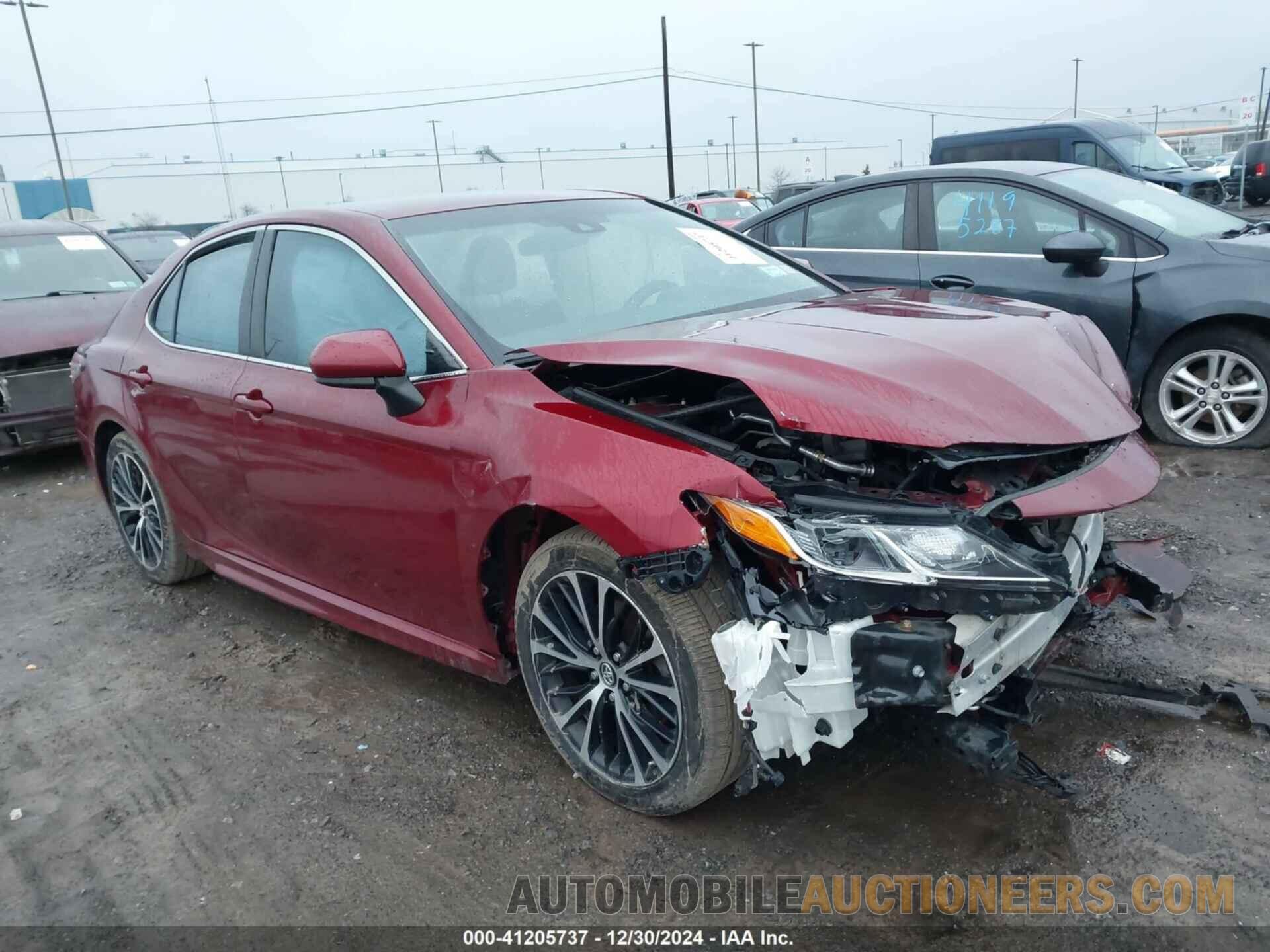 4T1B11HK3JU566192 TOYOTA CAMRY 2018