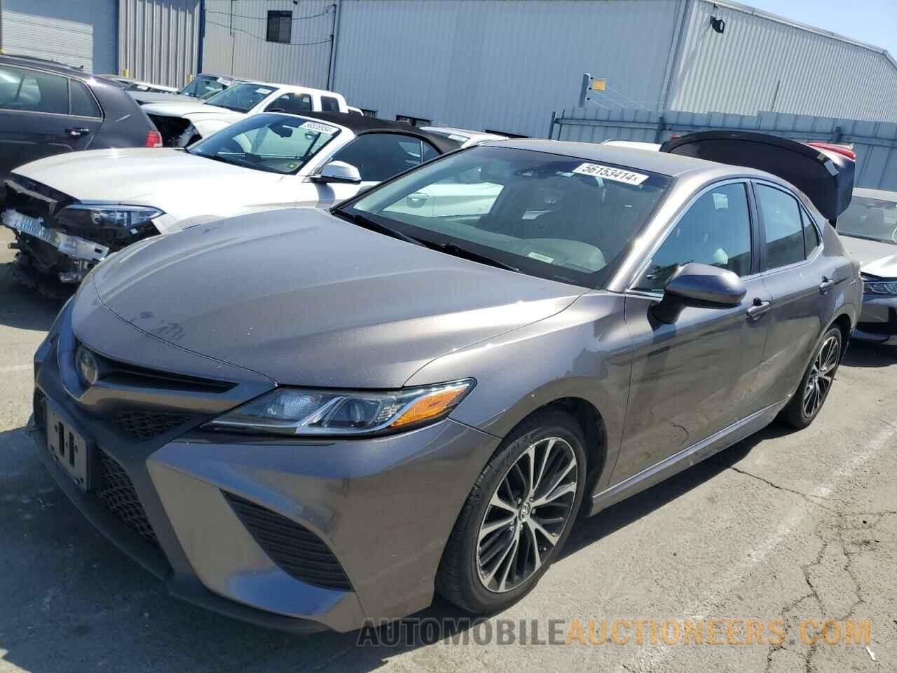 4T1B11HK3JU566399 TOYOTA CAMRY 2018