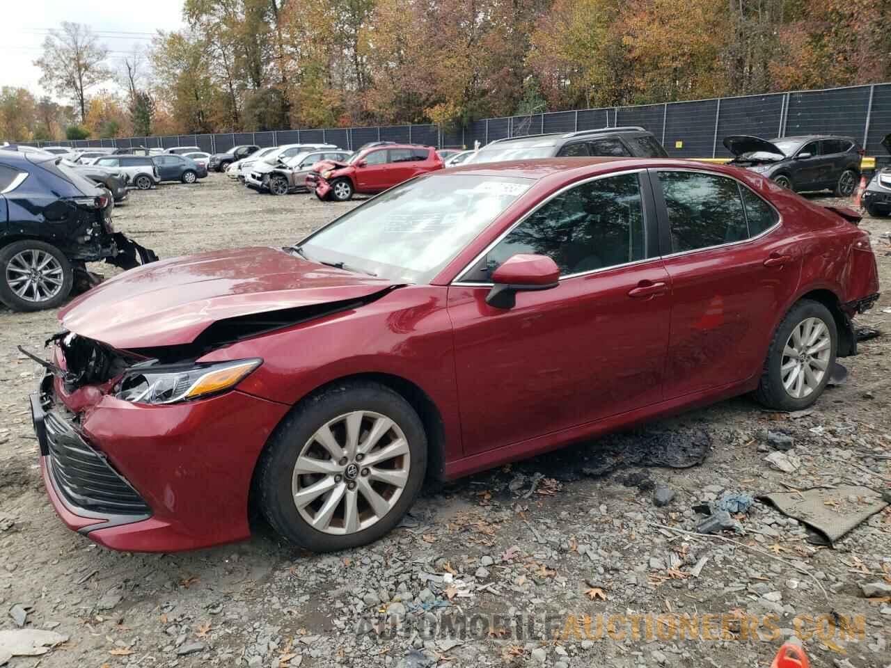 4T1B11HK3JU568699 TOYOTA CAMRY 2018