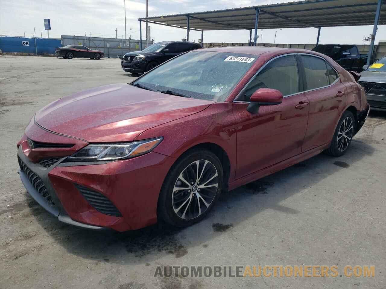 4T1B11HK3JU570081 TOYOTA CAMRY 2018