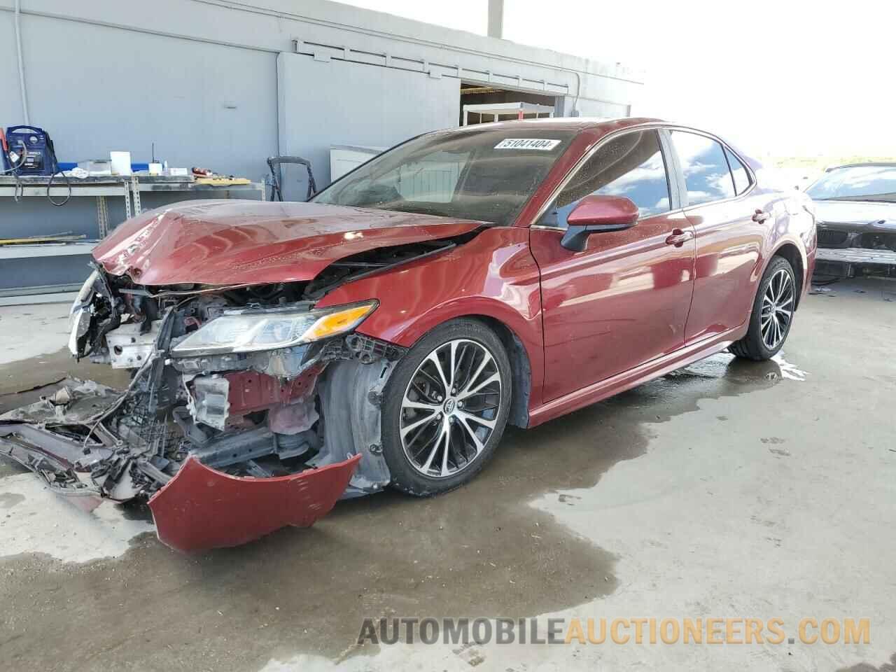 4T1B11HK3JU572851 TOYOTA CAMRY 2018