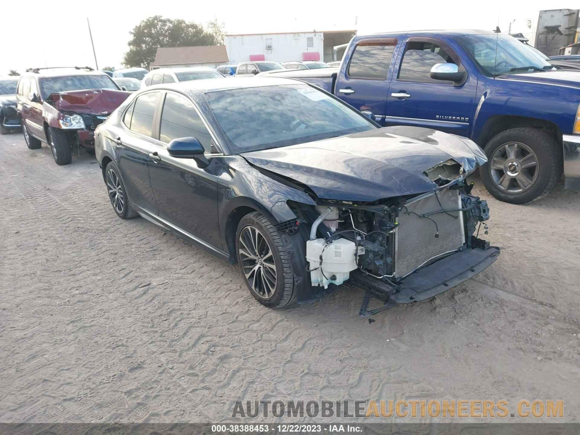 4T1B11HK3JU576012 TOYOTA CAMRY 2018