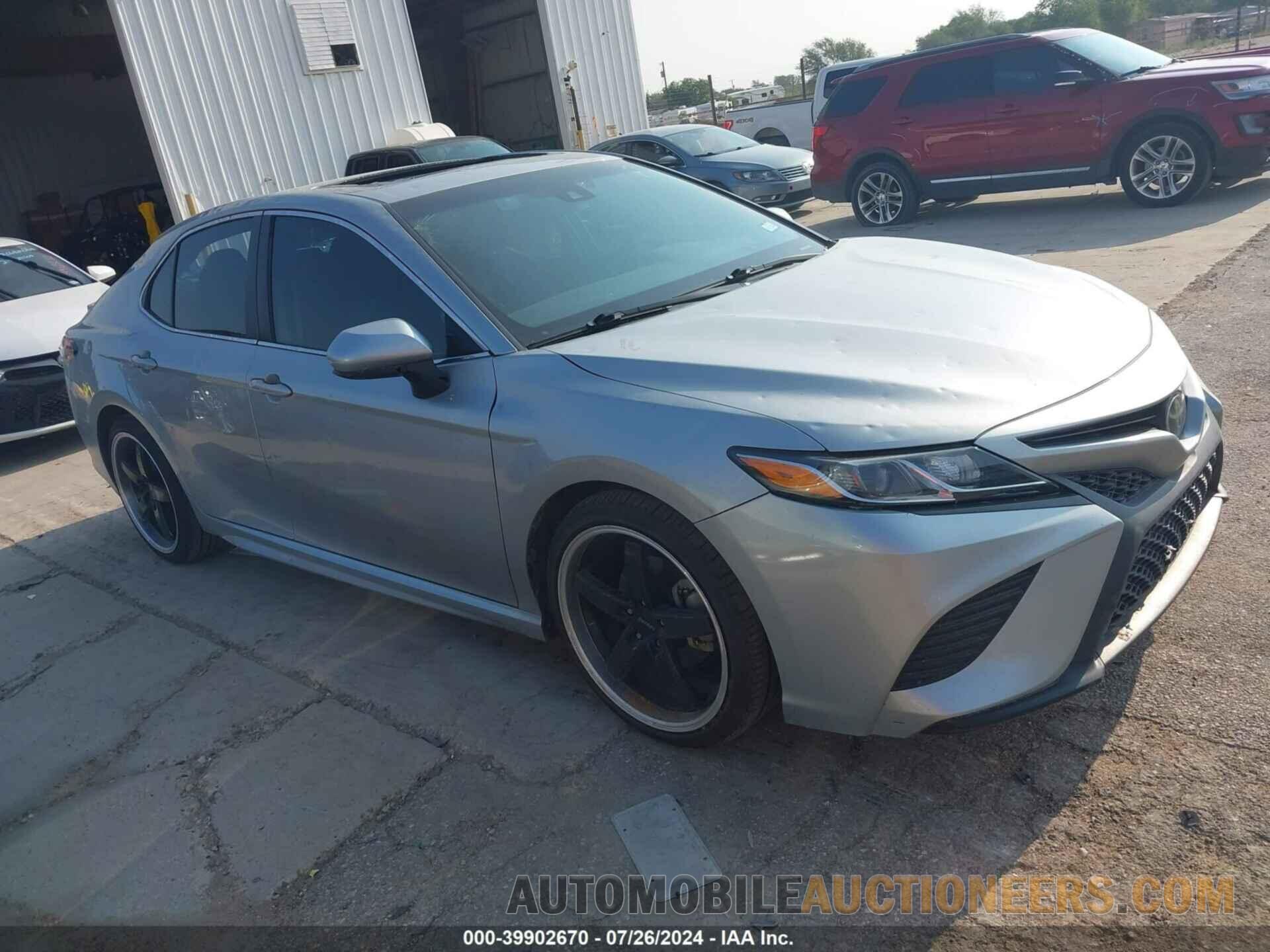 4T1B11HK3JU576740 TOYOTA CAMRY 2018