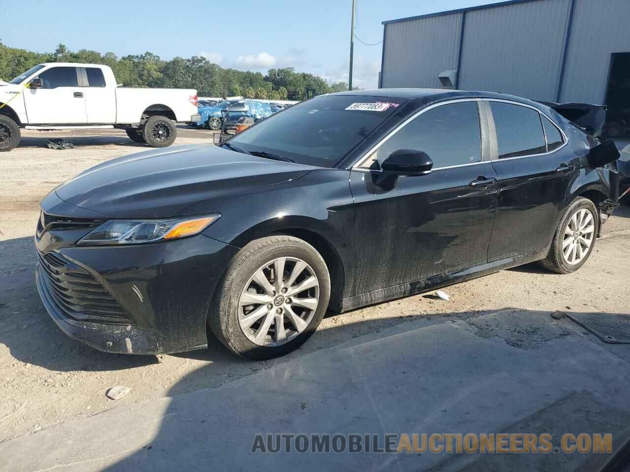 4T1B11HK3JU577385 TOYOTA CAMRY 2018