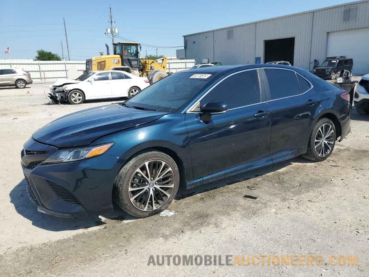 4T1B11HK3JU577788 TOYOTA CAMRY 2018