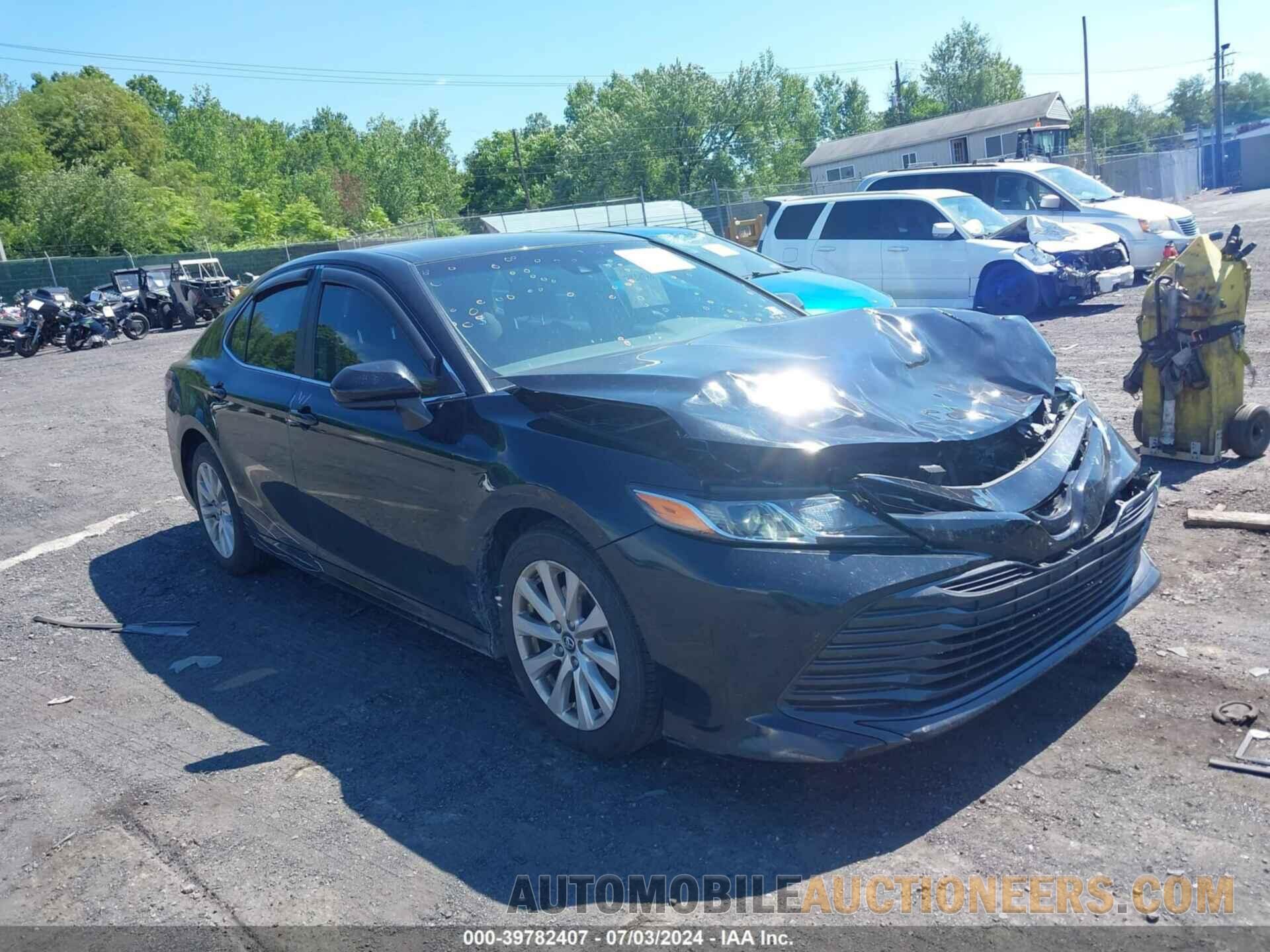 4T1B11HK3JU593036 TOYOTA CAMRY 2018