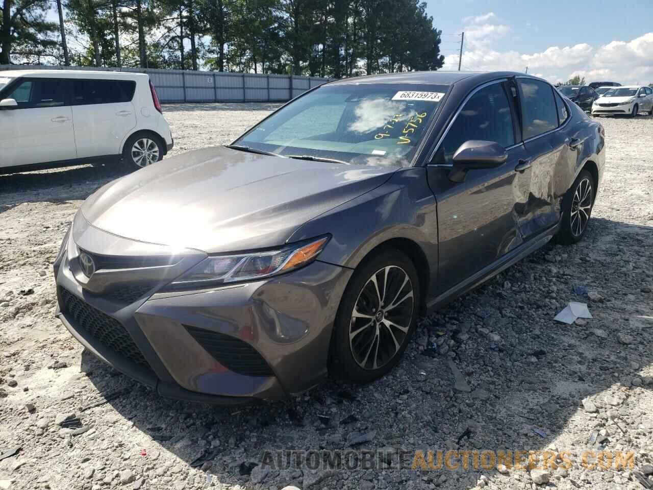 4T1B11HK3JU595756 TOYOTA CAMRY 2018