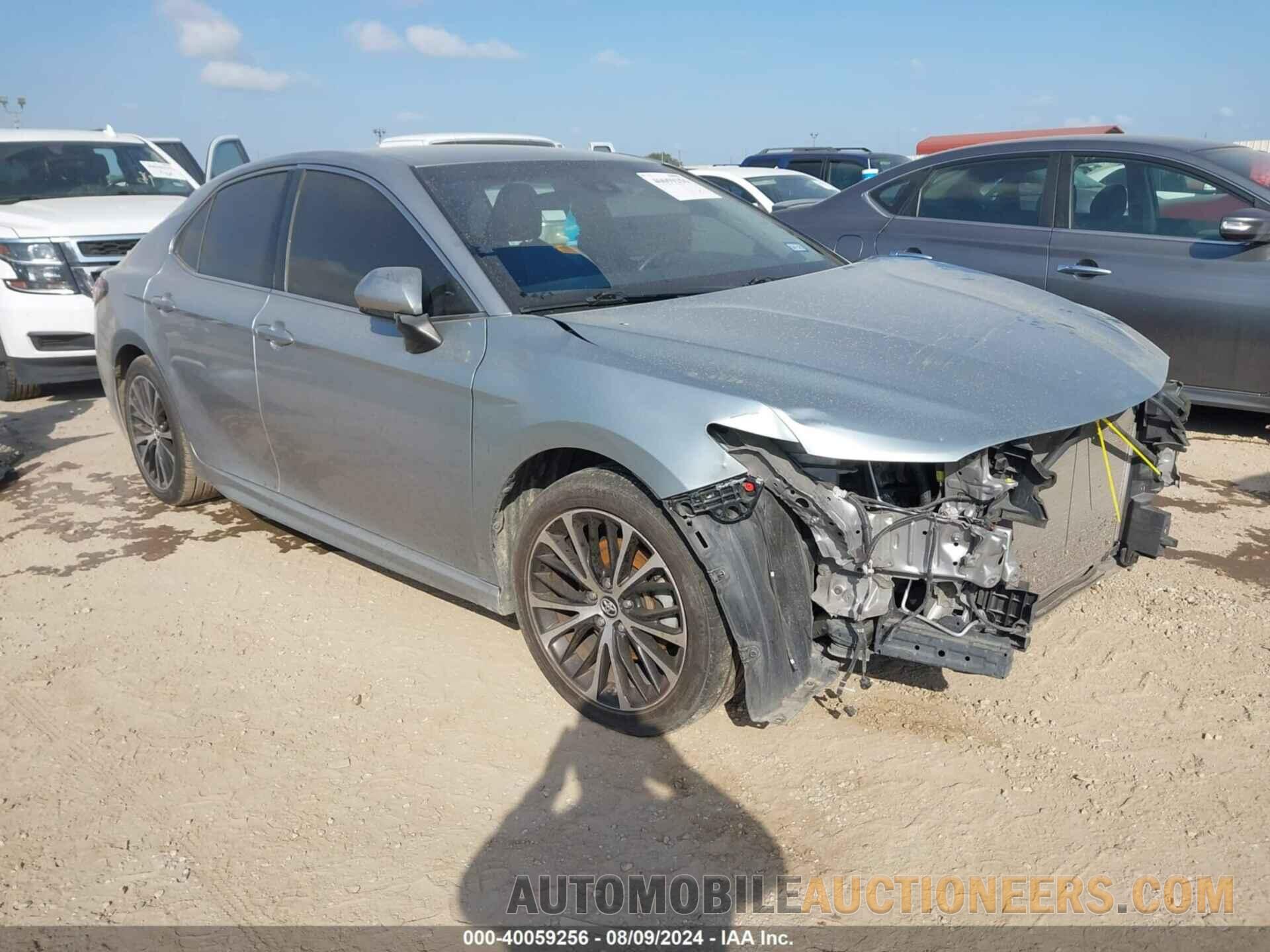 4T1B11HK3JU596390 TOYOTA CAMRY 2018