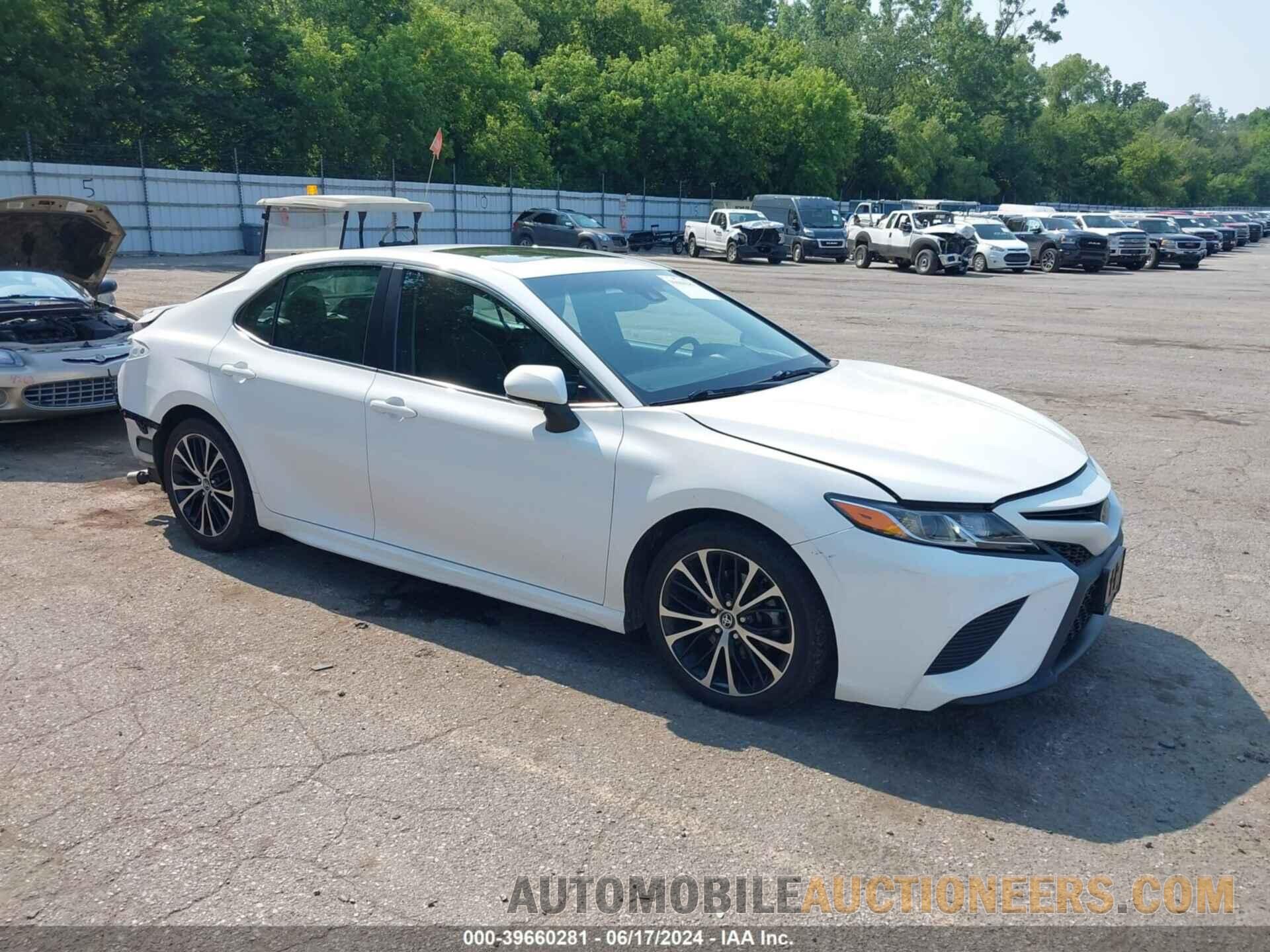 4T1B11HK3JU596955 TOYOTA CAMRY 2018