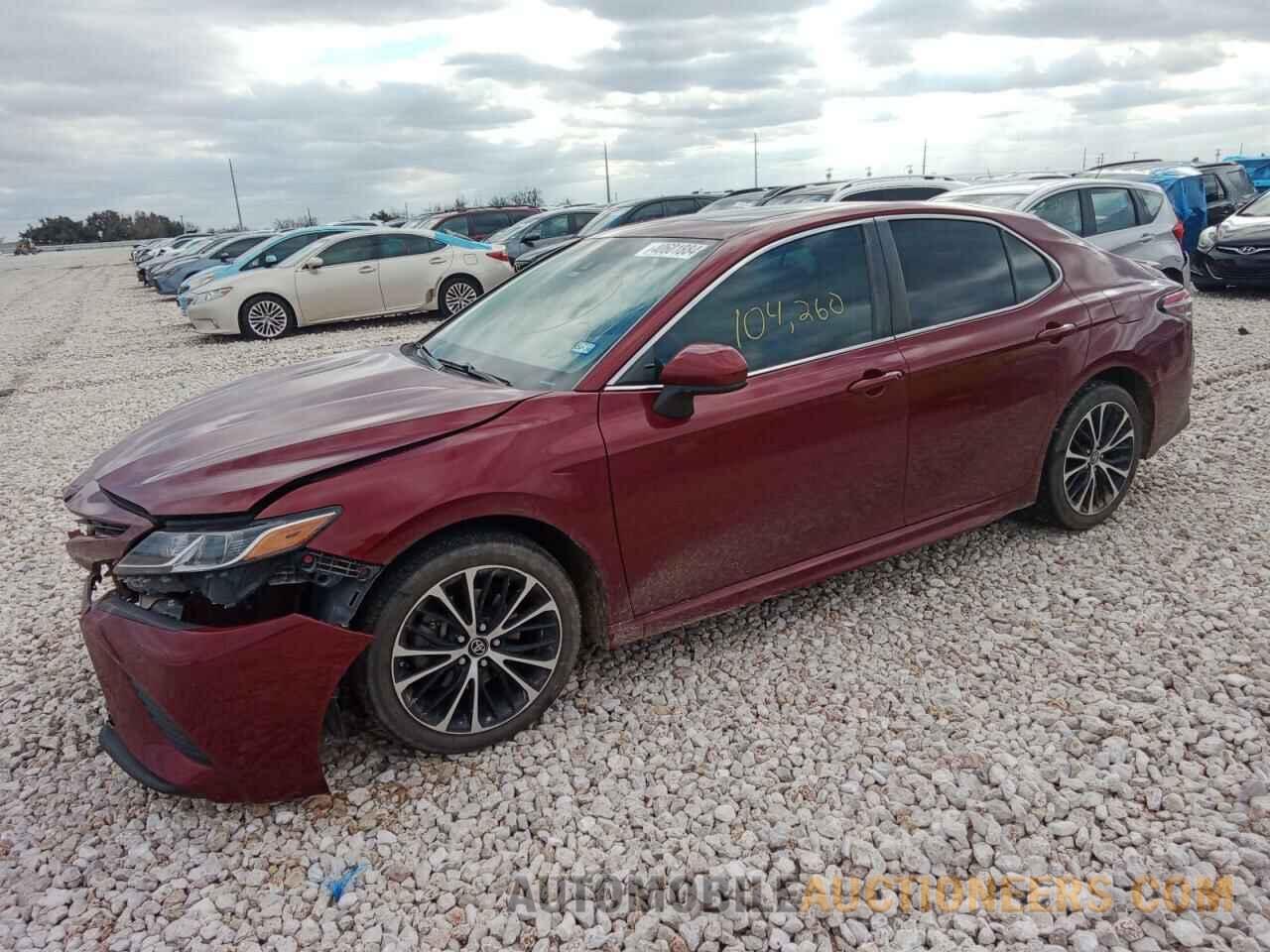 4T1B11HK3JU597765 TOYOTA CAMRY 2018