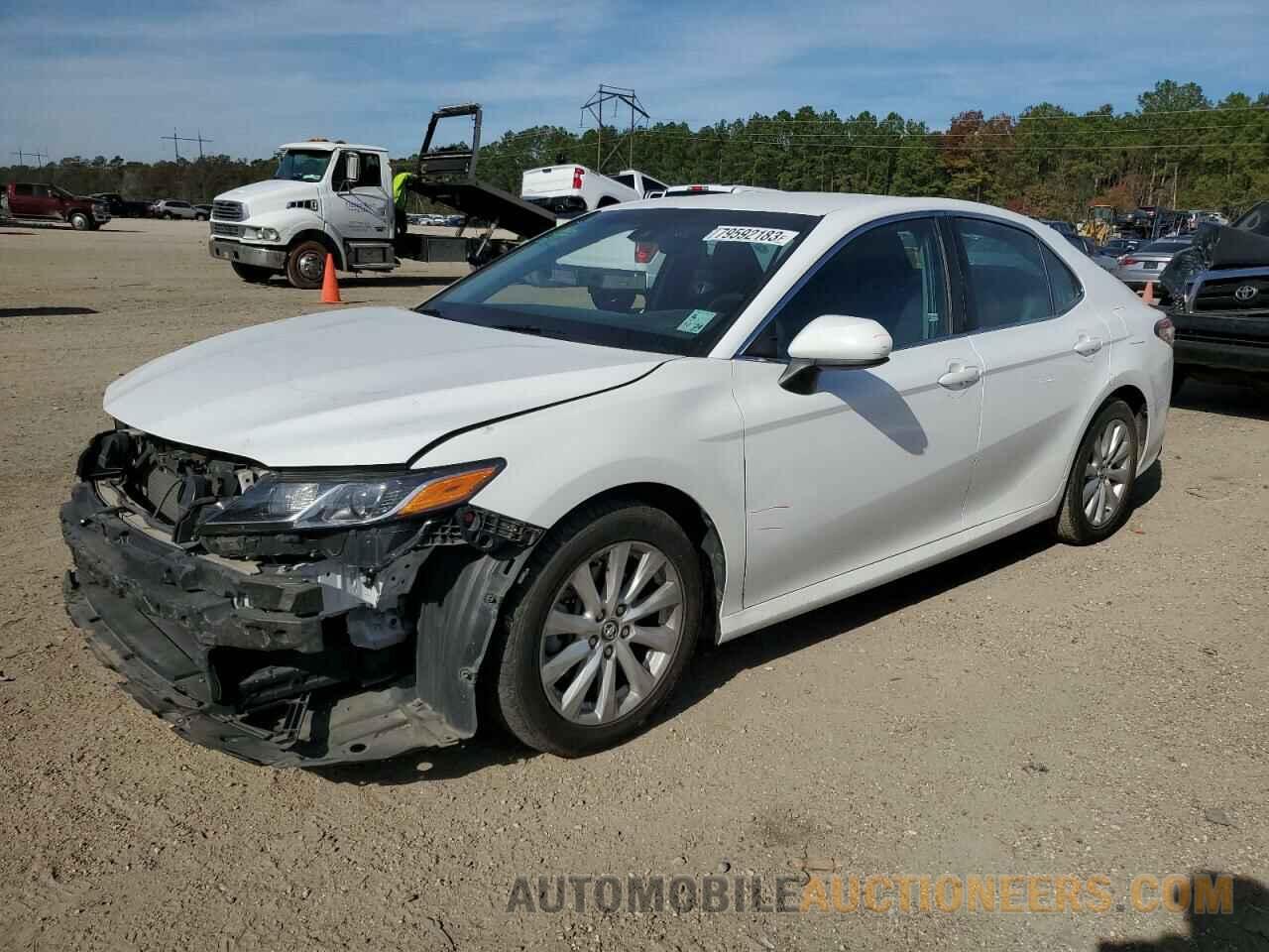 4T1B11HK3JU601846 TOYOTA CAMRY 2018