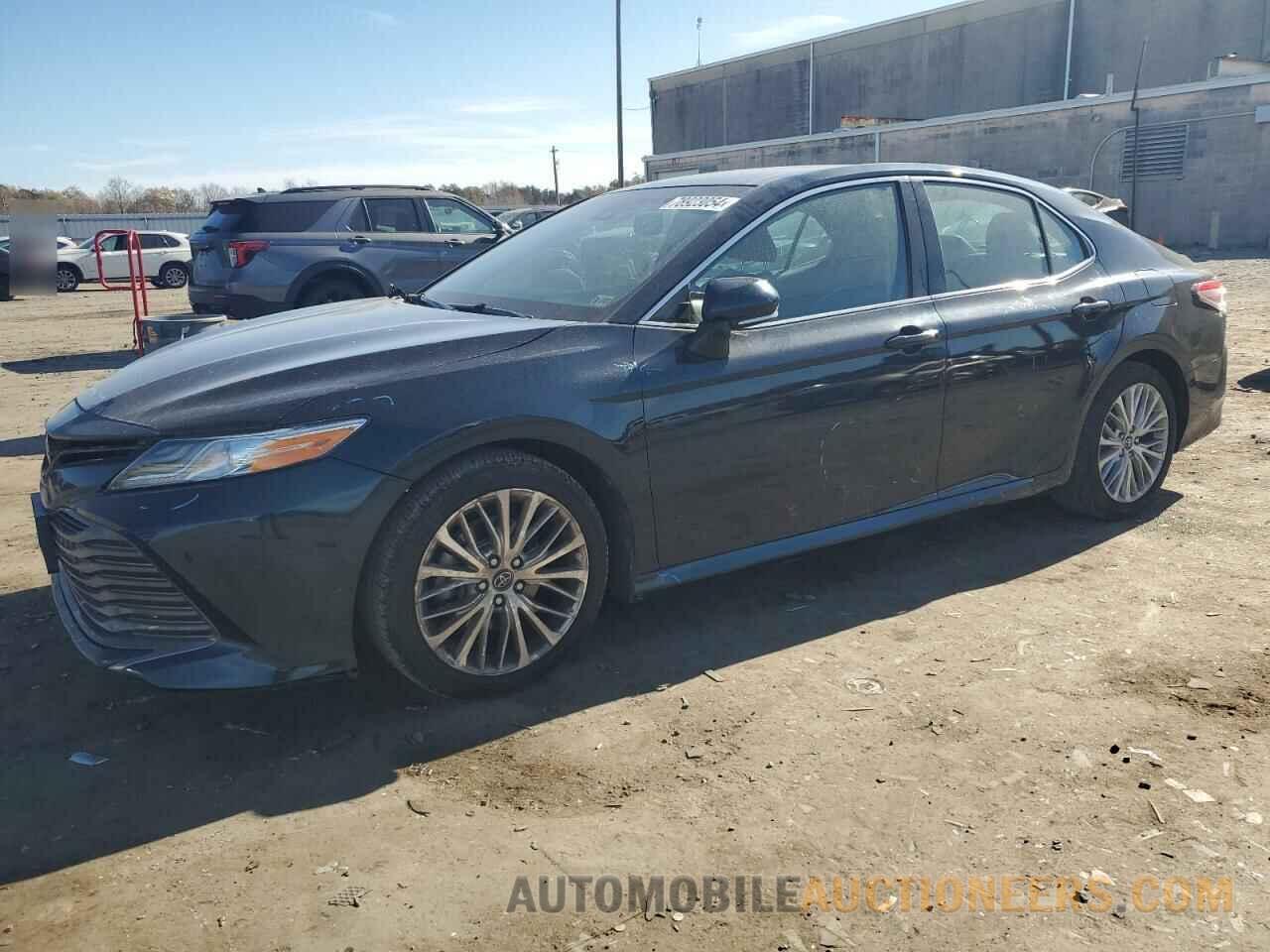 4T1B11HK3JU603452 TOYOTA CAMRY 2018