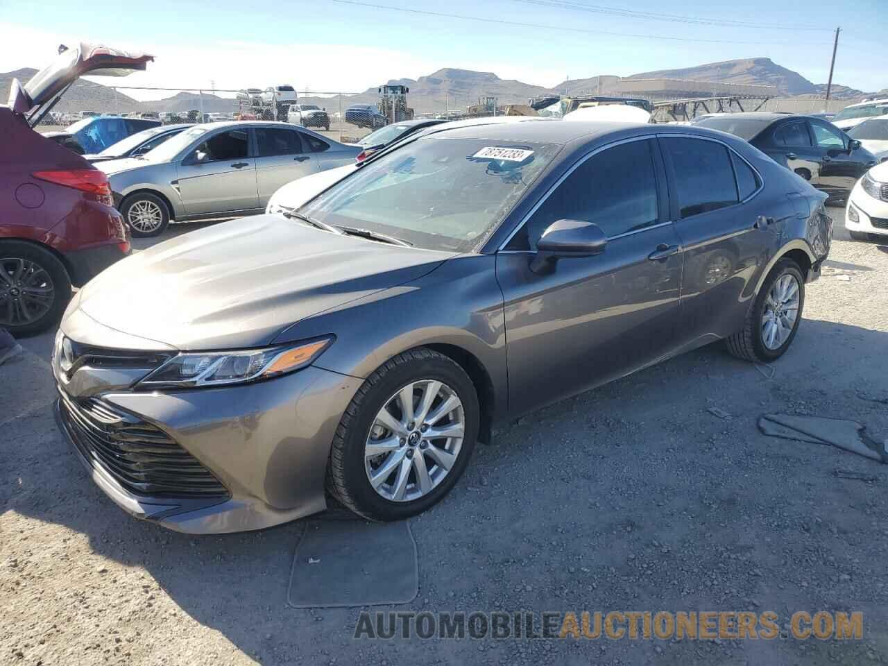 4T1B11HK3JU613396 TOYOTA CAMRY 2018