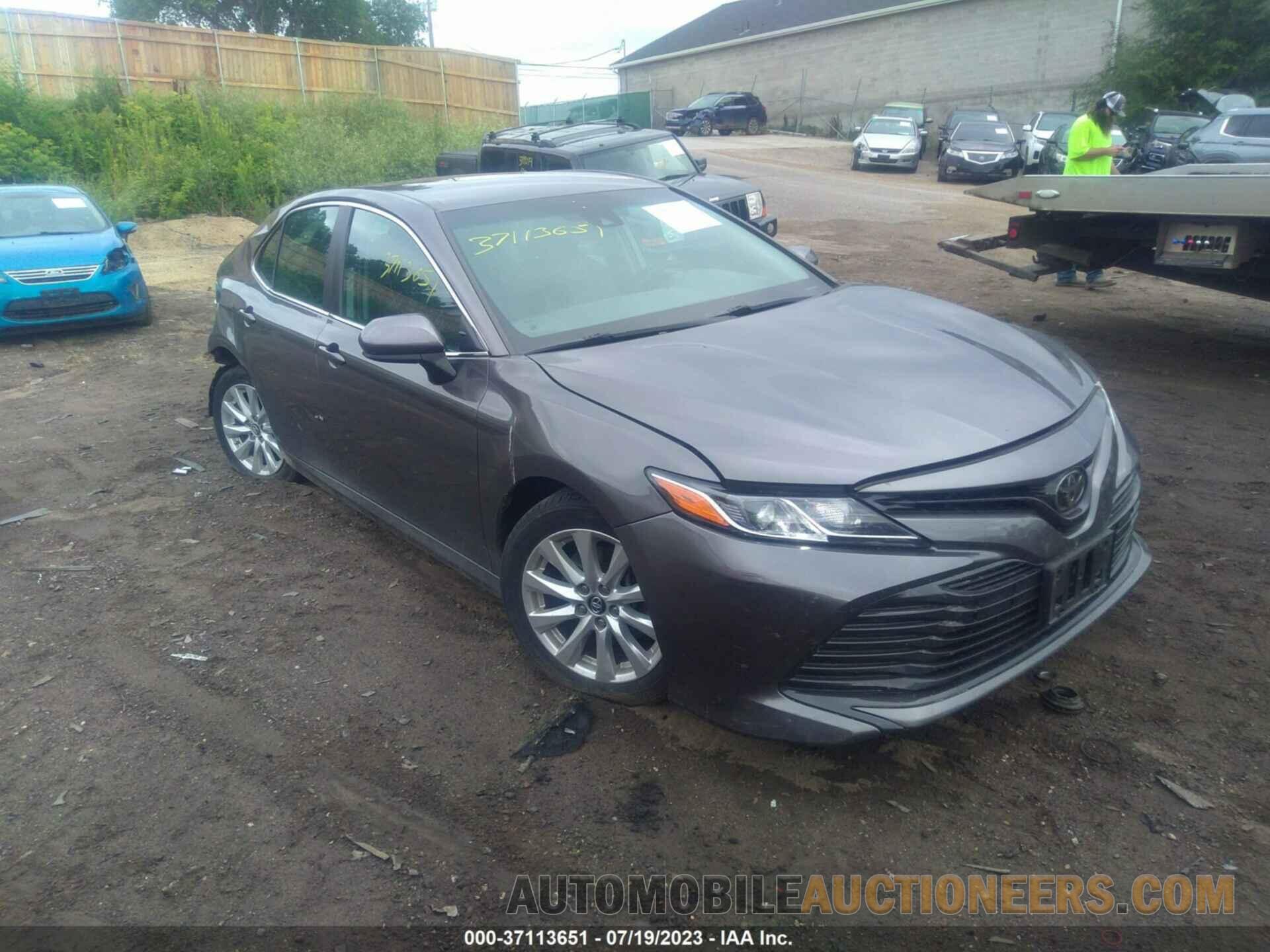 4T1B11HK3JU617478 TOYOTA CAMRY 2018