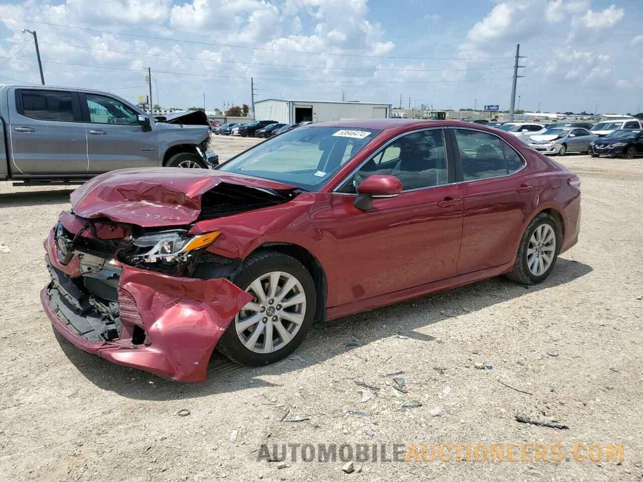 4T1B11HK3JU621630 TOYOTA CAMRY 2018