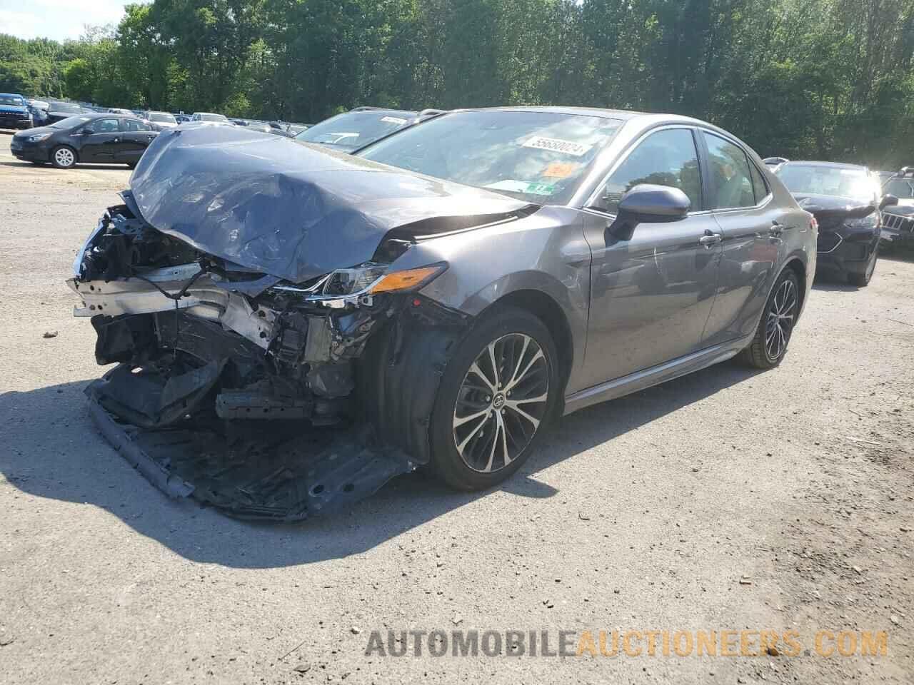 4T1B11HK3JU625886 TOYOTA CAMRY 2018