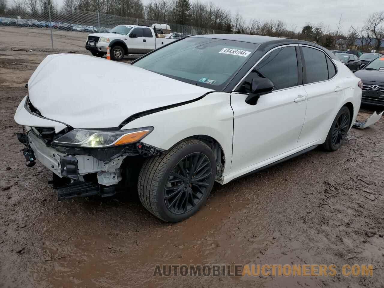 4T1B11HK3JU630361 TOYOTA CAMRY 2018