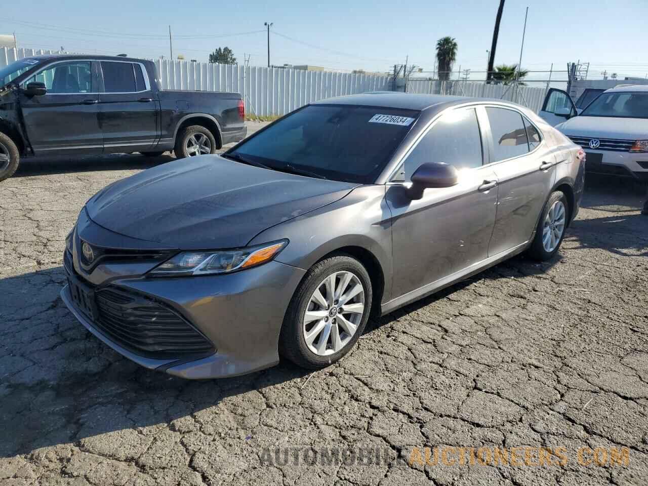 4T1B11HK3JU633356 TOYOTA CAMRY 2018