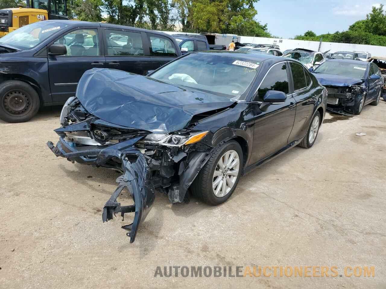 4T1B11HK3JU644695 TOYOTA CAMRY 2018