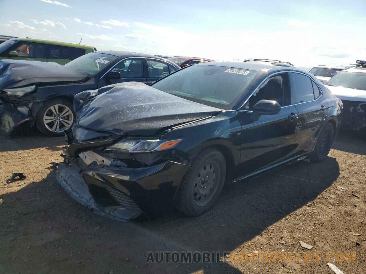 4T1B11HK3JU644857 TOYOTA CAMRY 2018