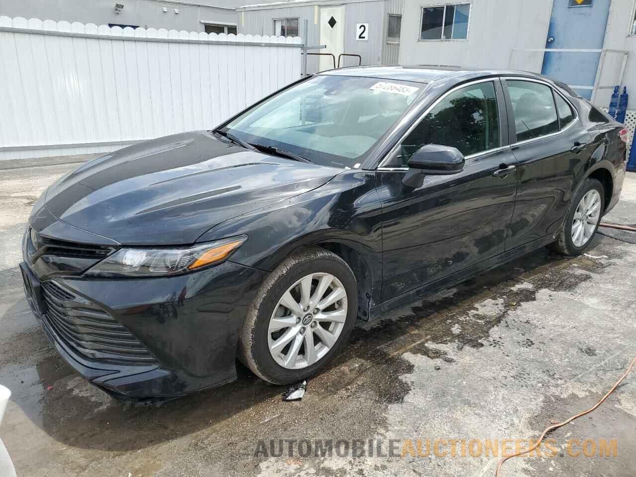 4T1B11HK3JU644874 TOYOTA CAMRY 2018