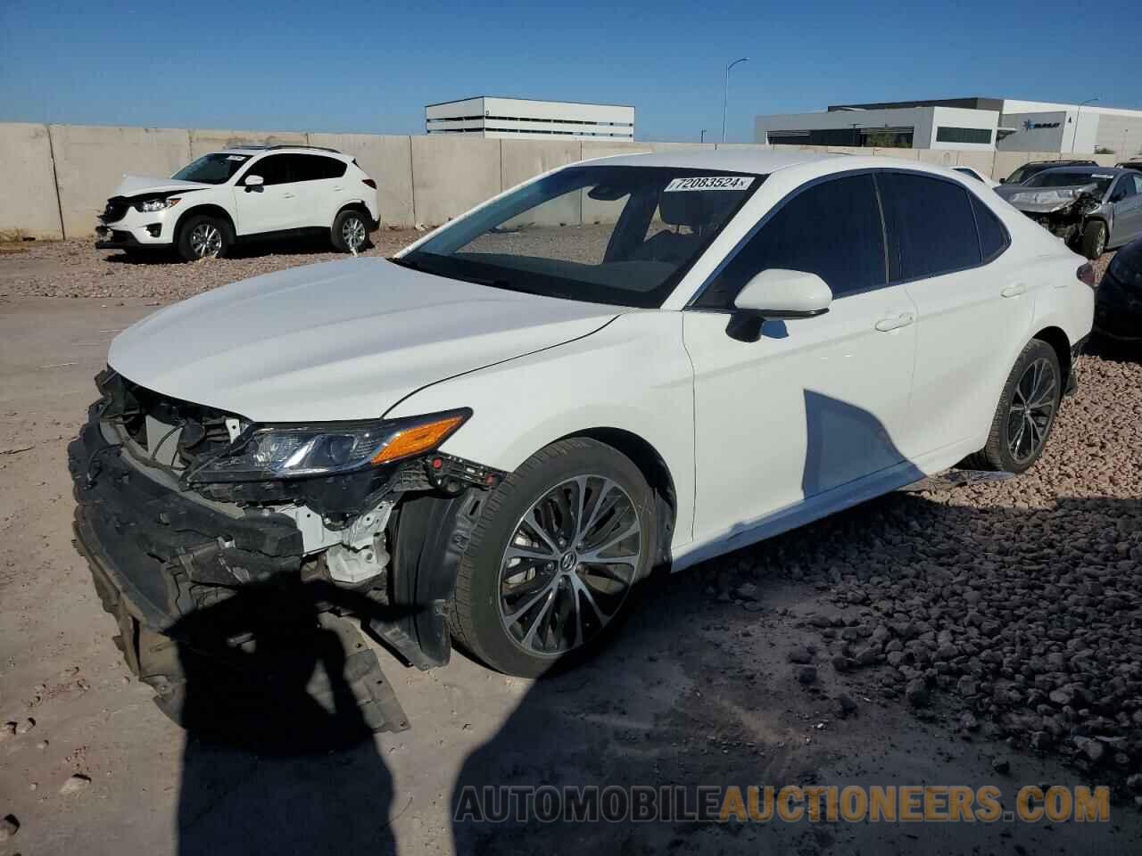 4T1B11HK3JU645071 TOYOTA CAMRY 2018