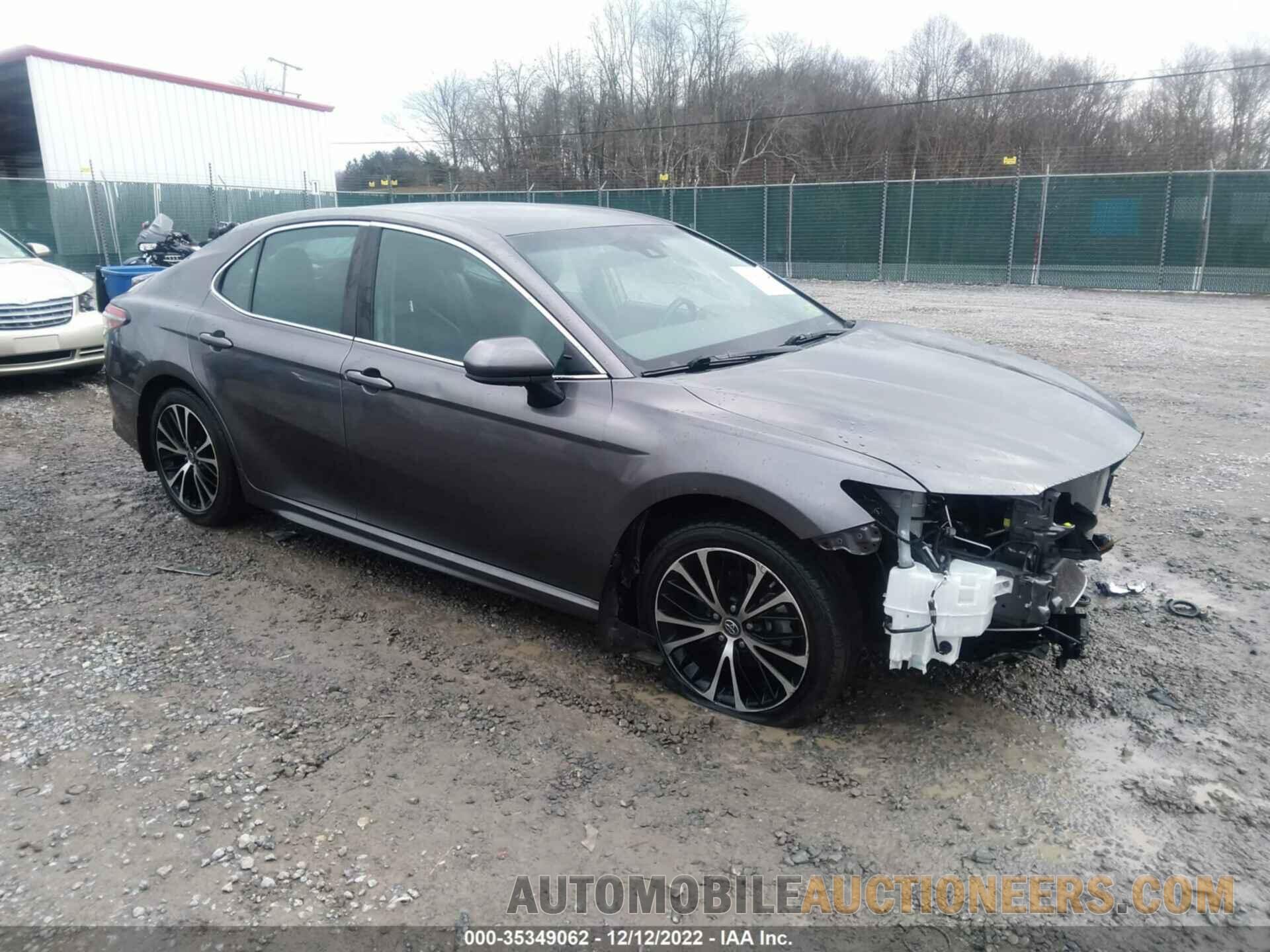 4T1B11HK3JU645507 TOYOTA CAMRY 2018