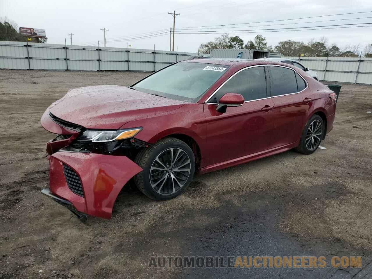 4T1B11HK3JU654482 TOYOTA CAMRY 2018