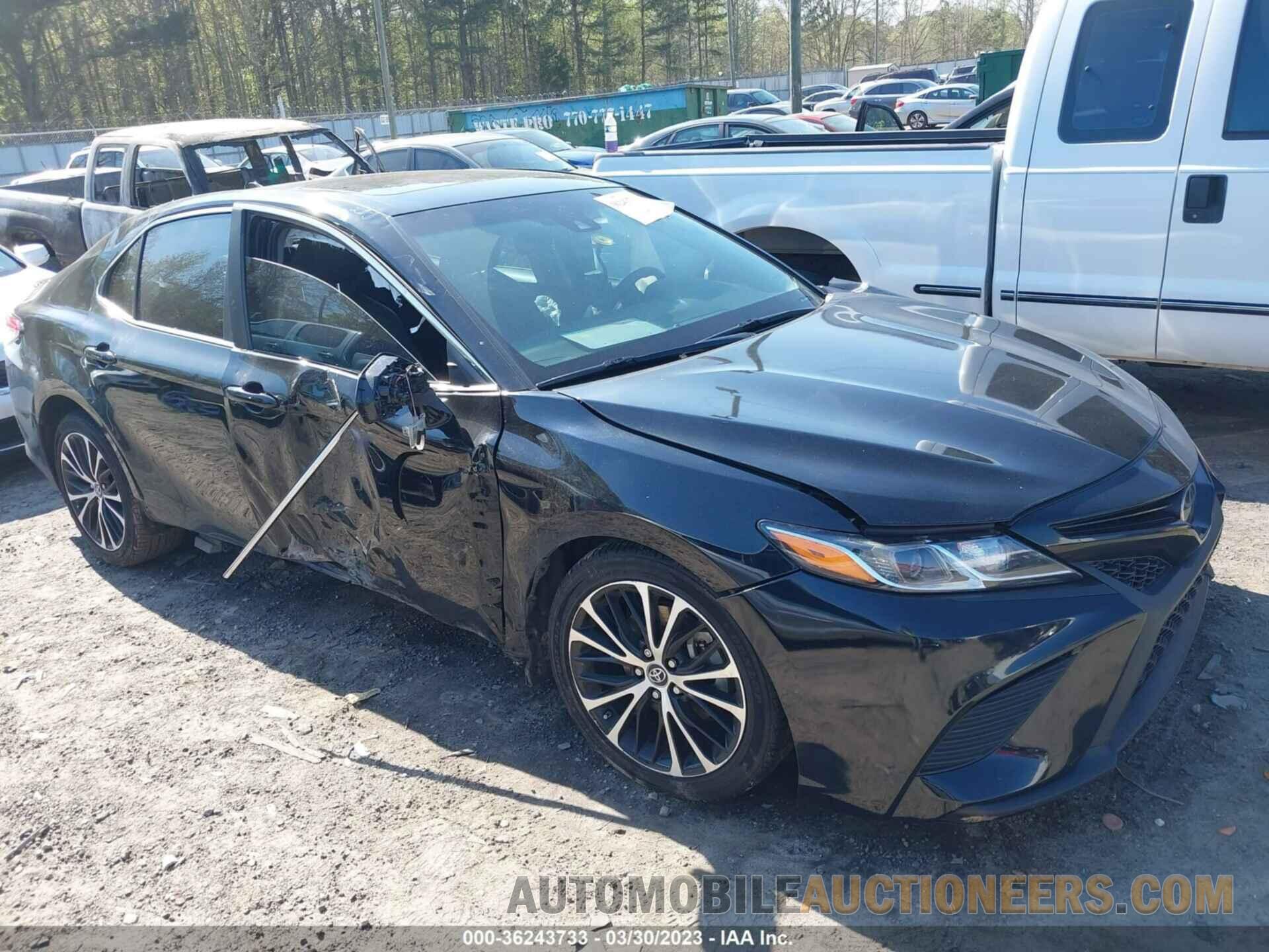 4T1B11HK3JU655776 TOYOTA CAMRY 2018