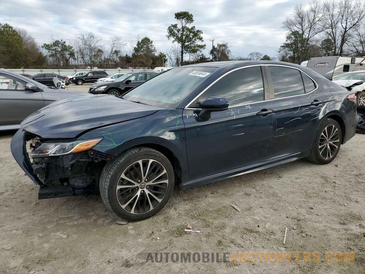 4T1B11HK3JU657186 TOYOTA CAMRY 2018