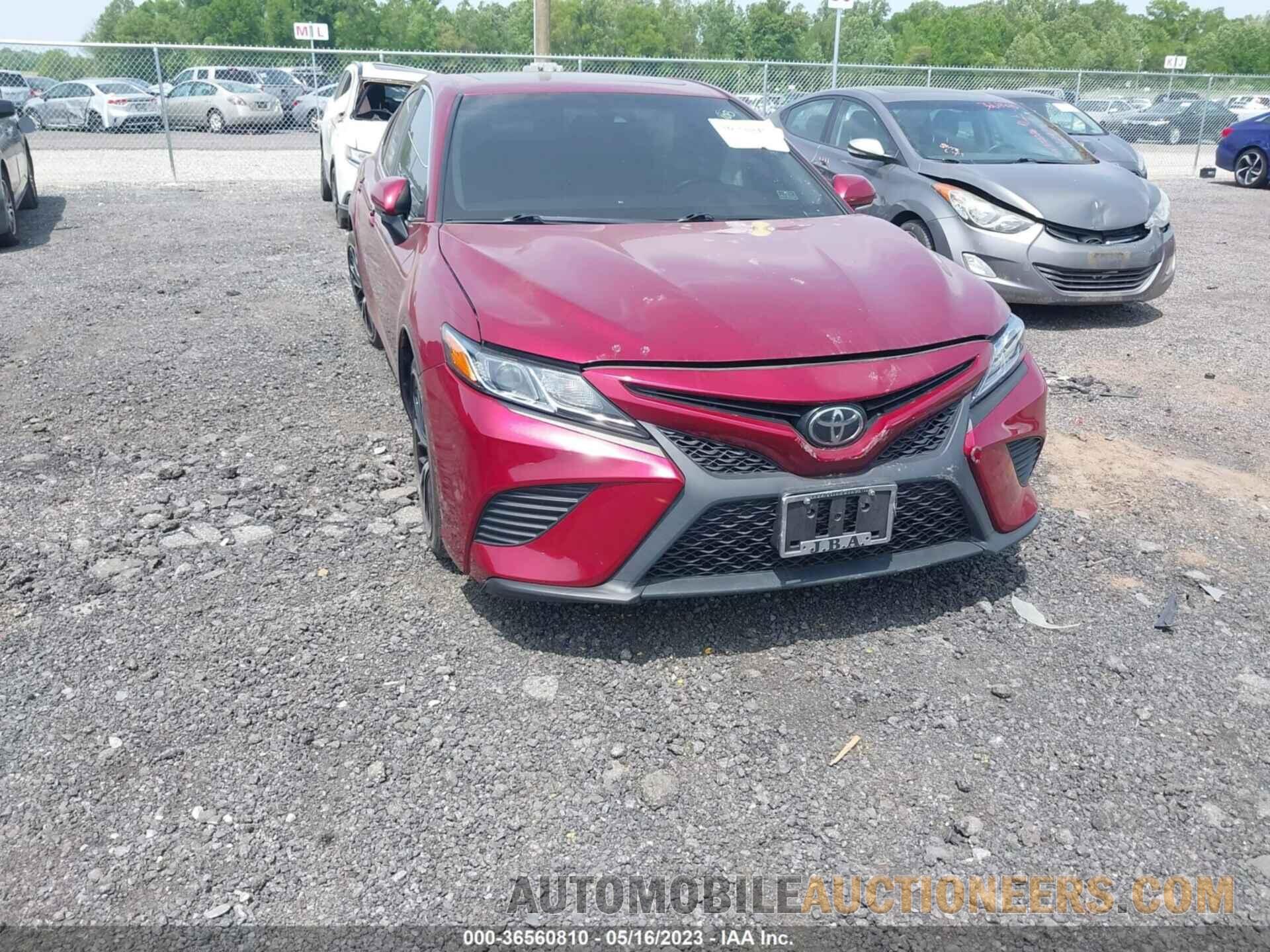 4T1B11HK3JU659682 TOYOTA CAMRY 2018