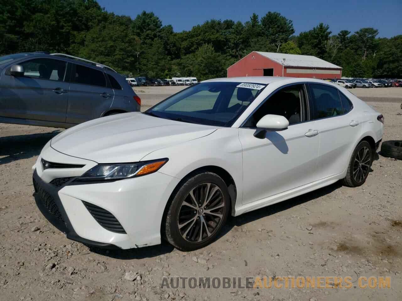 4T1B11HK3JU660055 TOYOTA CAMRY 2018