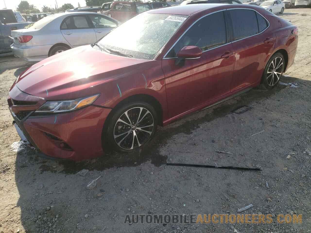 4T1B11HK3JU666289 TOYOTA CAMRY 2018