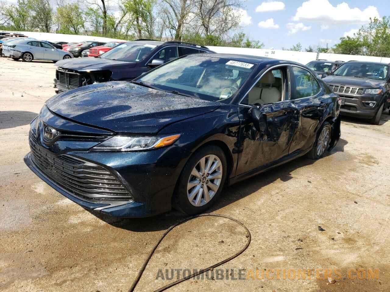 4T1B11HK3JU667829 TOYOTA CAMRY 2018