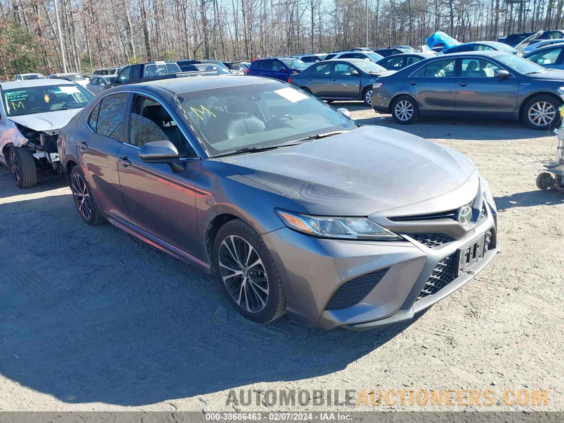 4T1B11HK3JU669791 TOYOTA CAMRY 2018