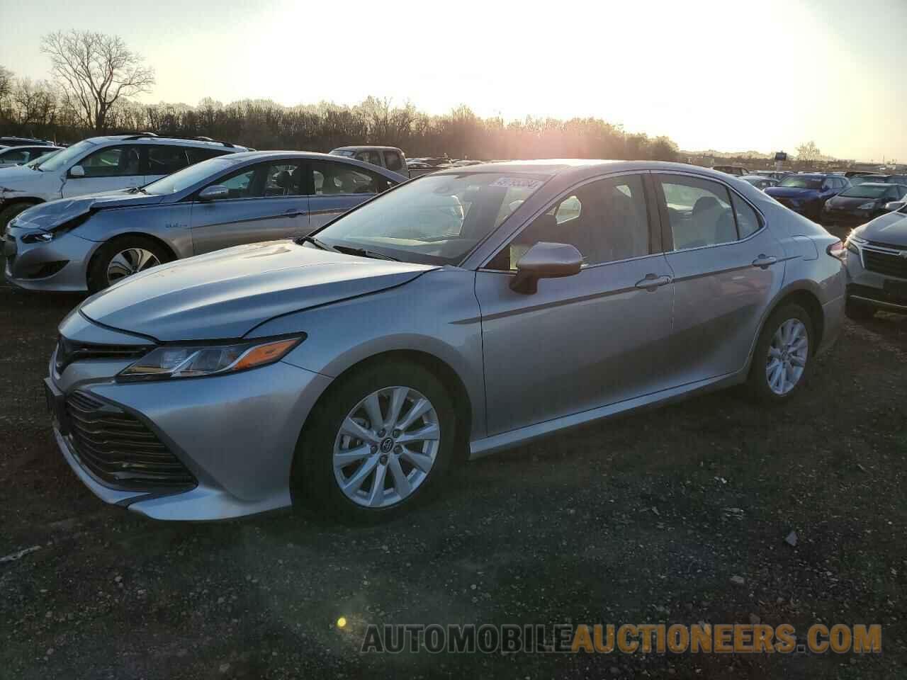 4T1B11HK3JU672691 TOYOTA CAMRY 2018