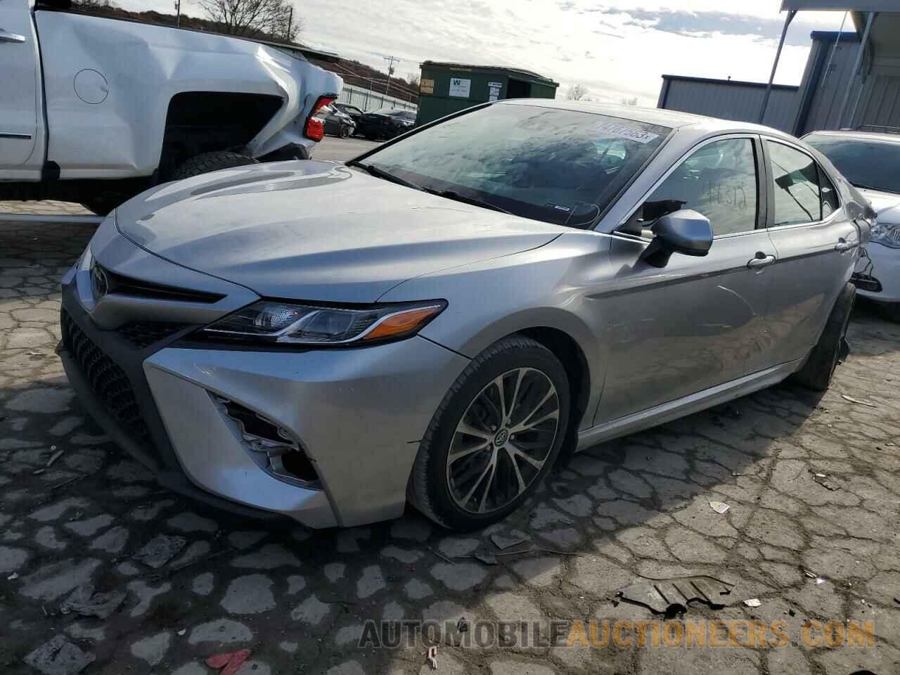 4T1B11HK3JU675316 TOYOTA CAMRY 2018