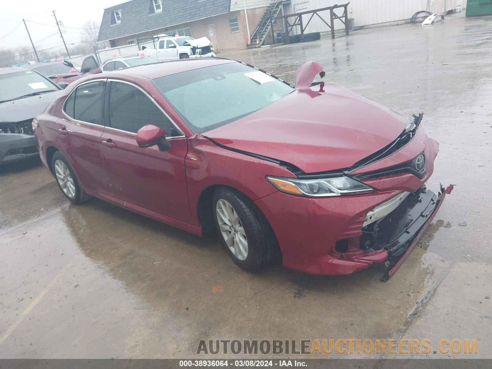 4T1B11HK3JU675414 TOYOTA CAMRY 2018